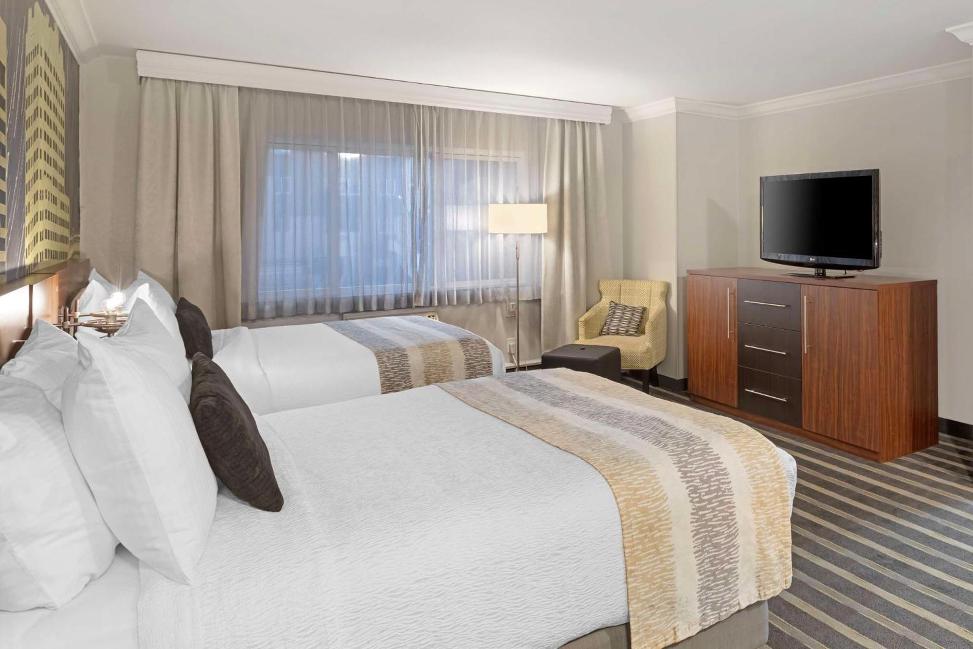 Best Western Plus Milwaukee West Exterior foto